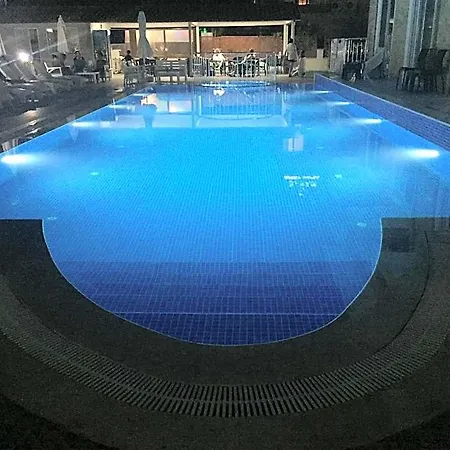 Vespera Hotel 3*